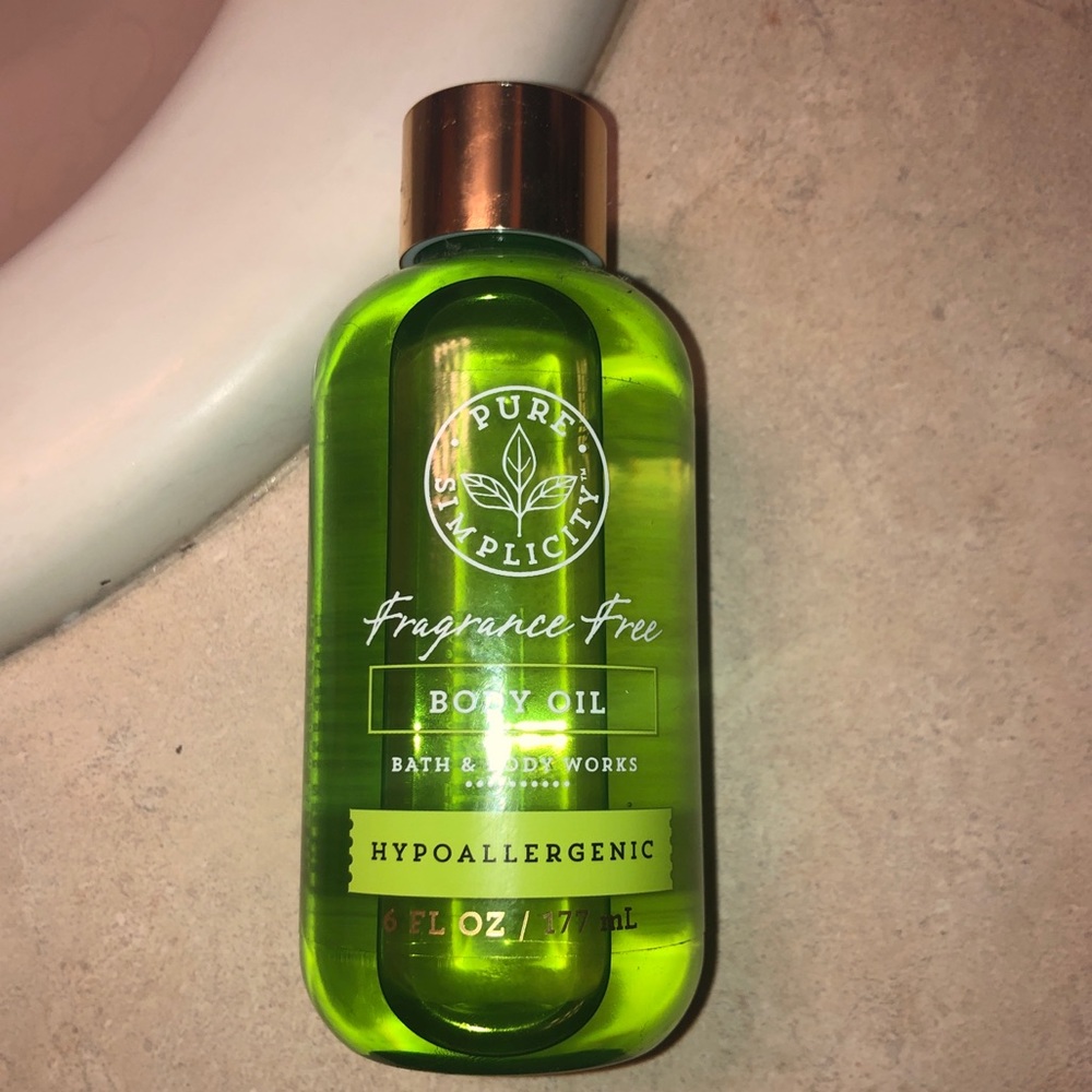 Bath and Body Works body oil